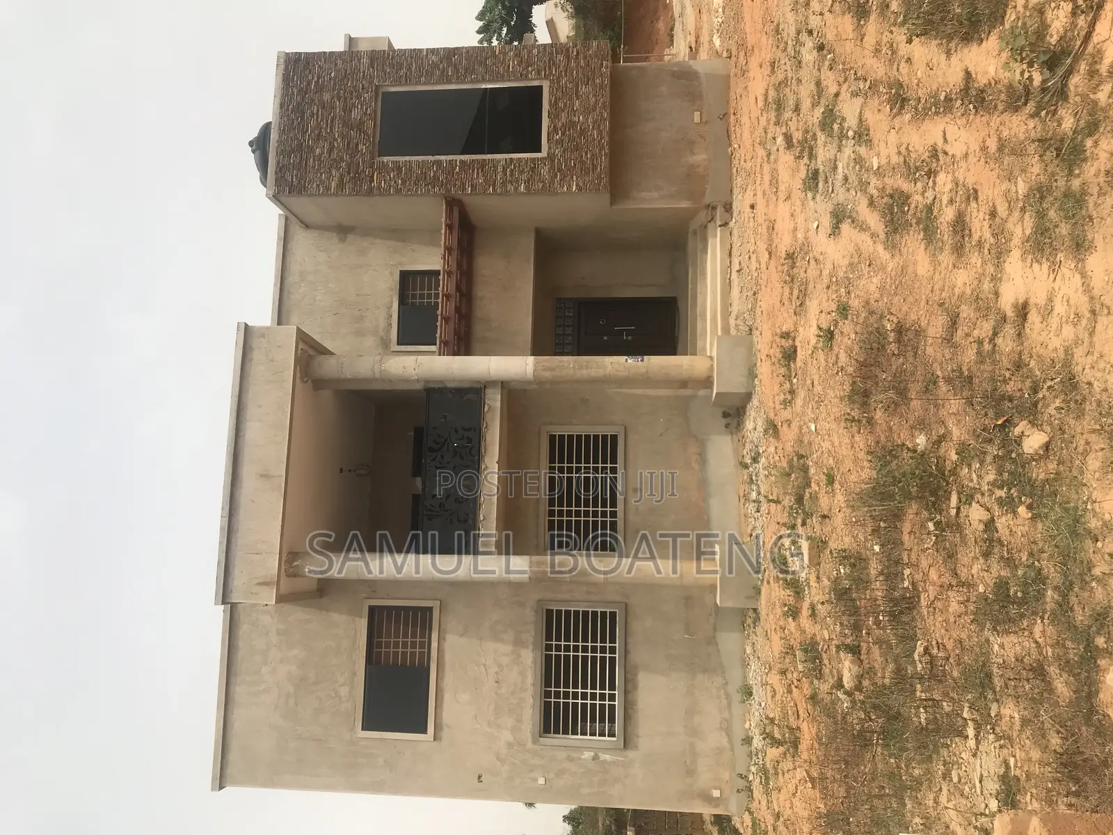 6bdrm Mansion in Atwima Kwanwoma for sale
