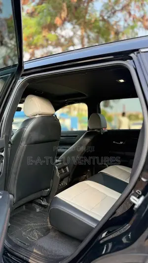 Honda CR-V Hybrid 2024 Black