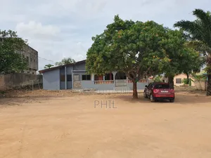6bdrm House in Abease, Amasaman for rent