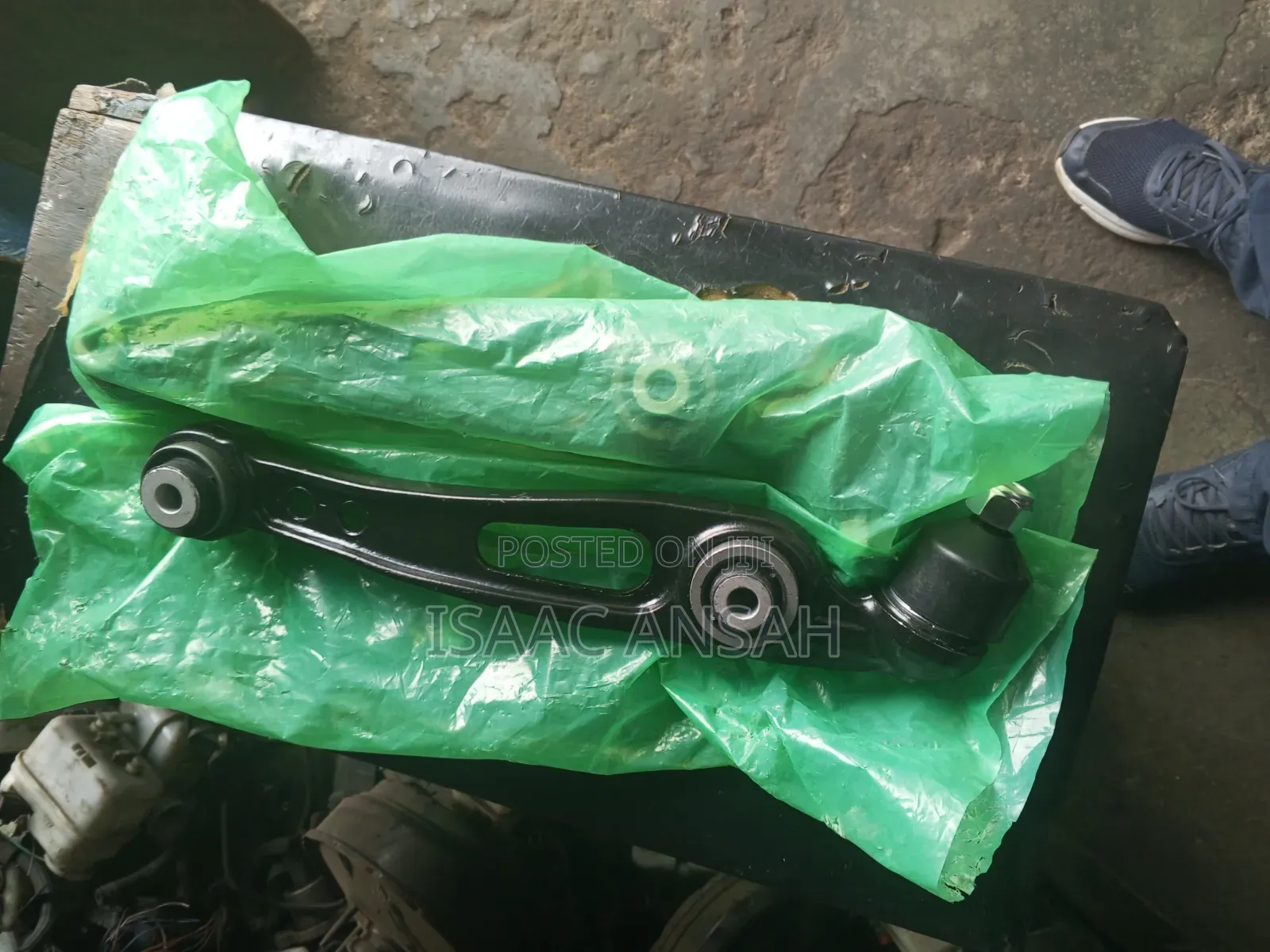 Range Rover Sports 2014 Lower Arms