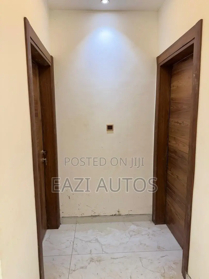2bdrm Apartment in Eazi Estate, Kumasi Metropolitan for sale