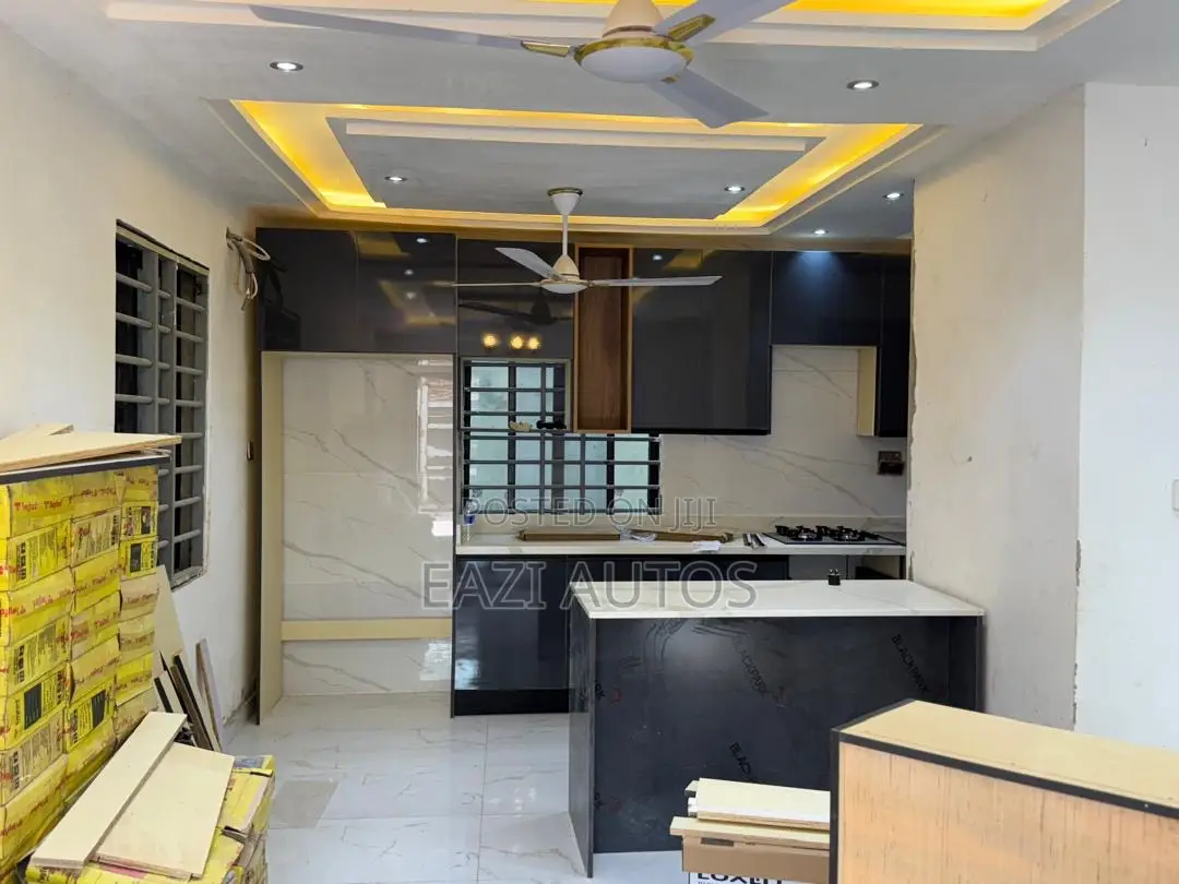 2bdrm Apartment in Eazi Estate, Kumasi Metropolitan for sale