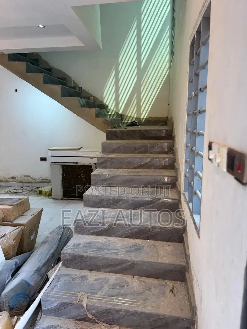 2bdrm Apartment in Eazi Estate, Kumasi Metropolitan for sale