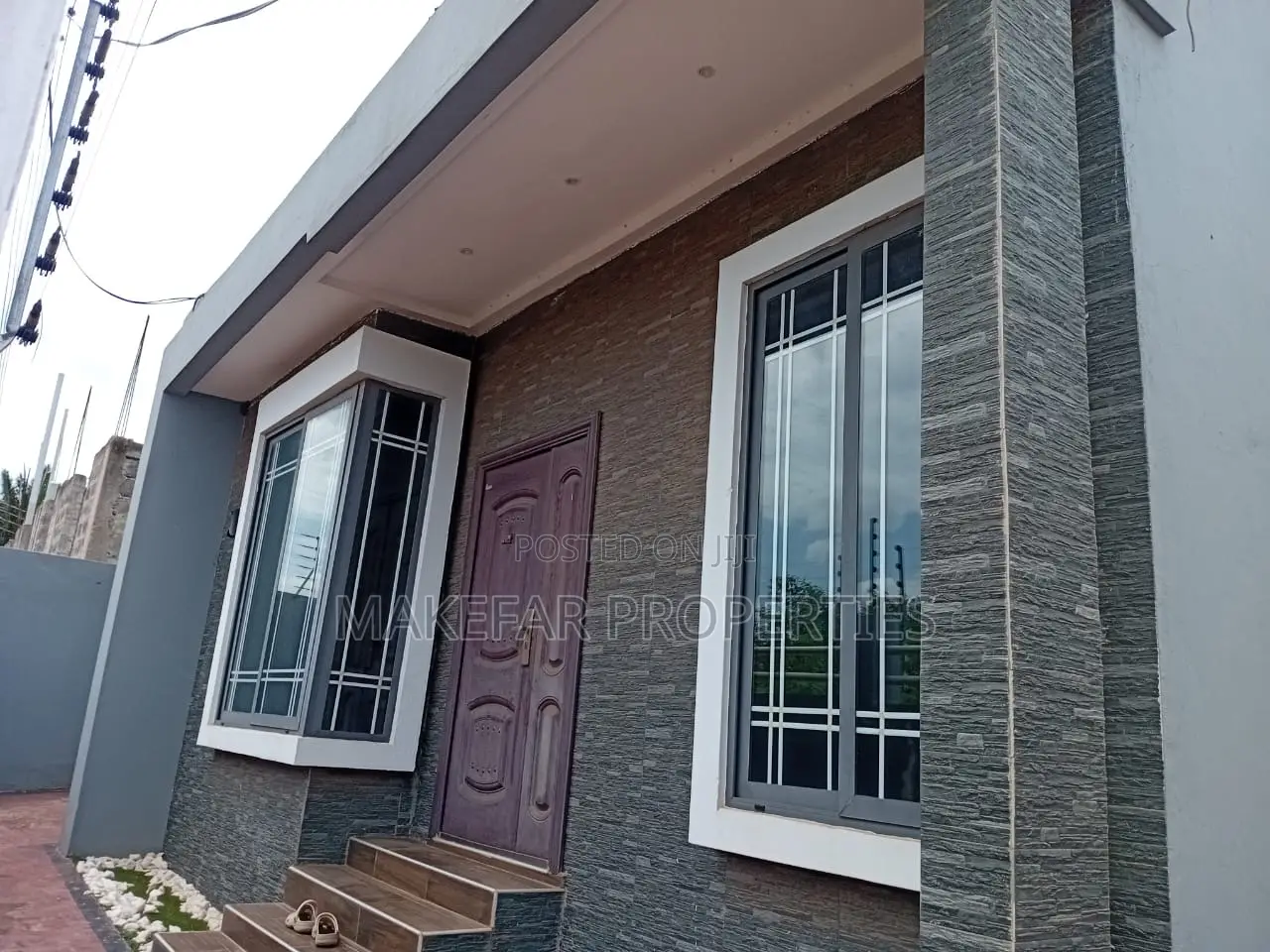 2bdrm House in East Legon for rent