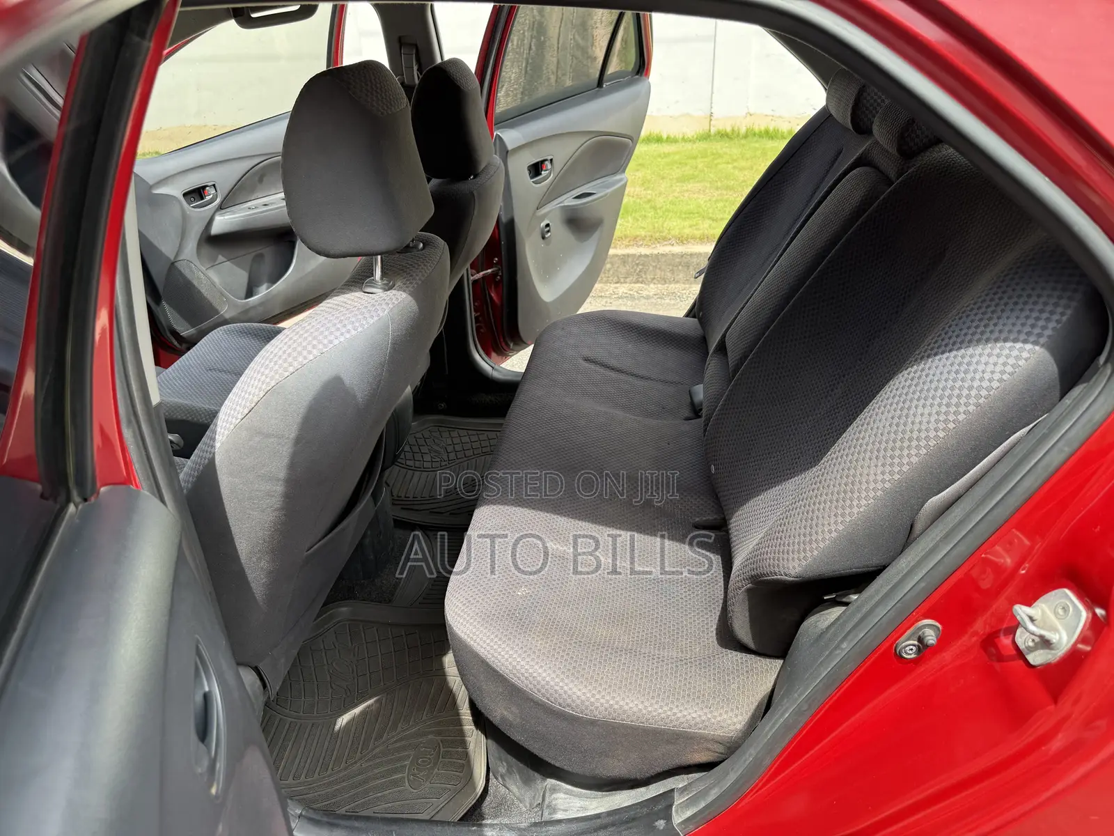 Toyota Yaris 1.5 Automatic 2009 Red
