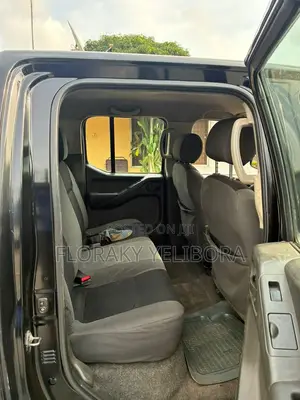 Nissan Navara 2.5 dCi 2012 Black