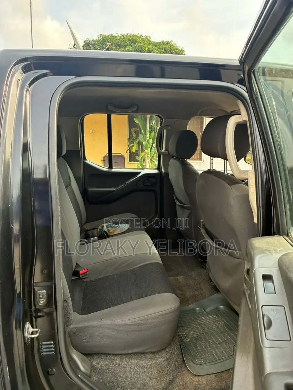 Nissan Navara 2.5 dCi 2012 Black