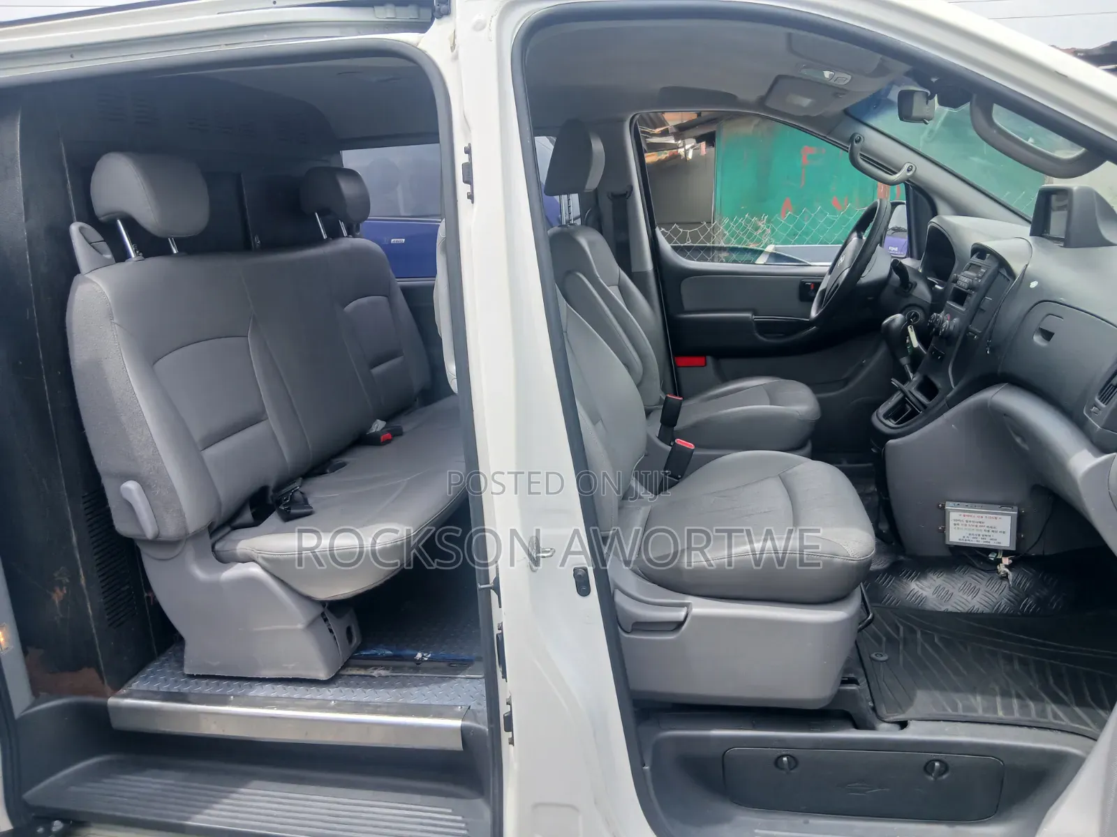Hyundai Starex 2014 White