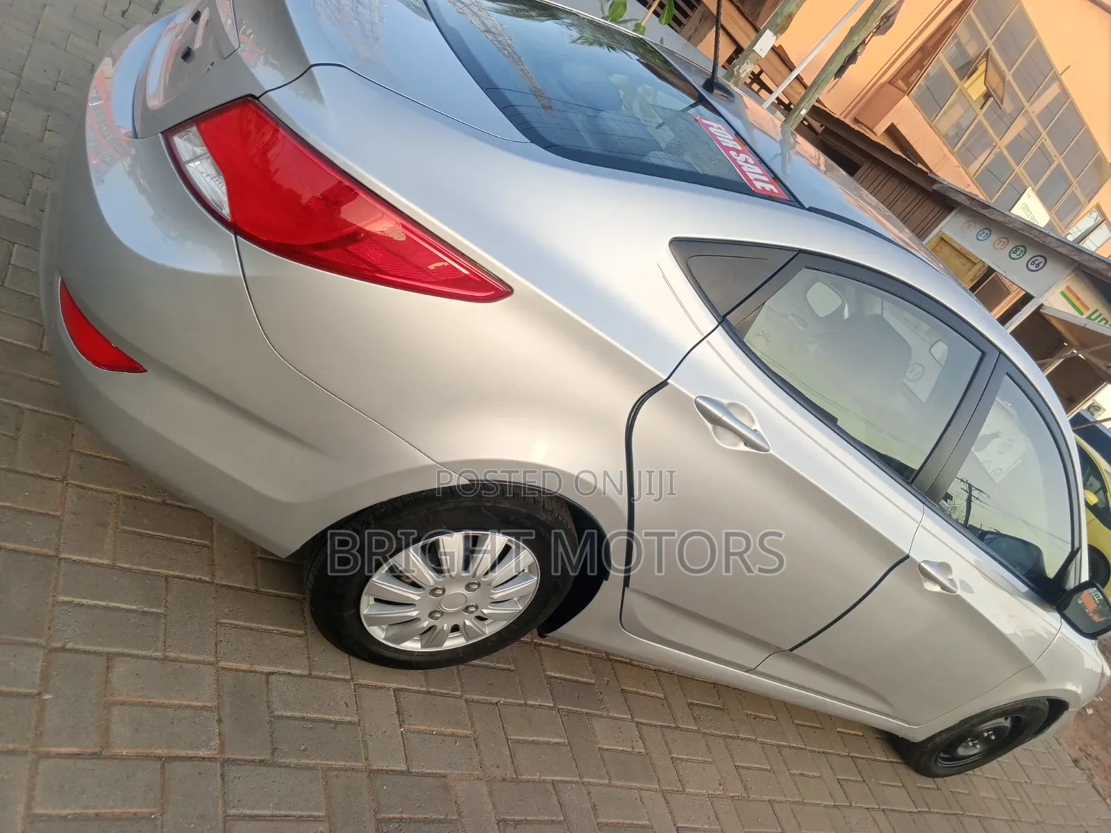 Hyundai Accent SE Sedan 2016 Silver