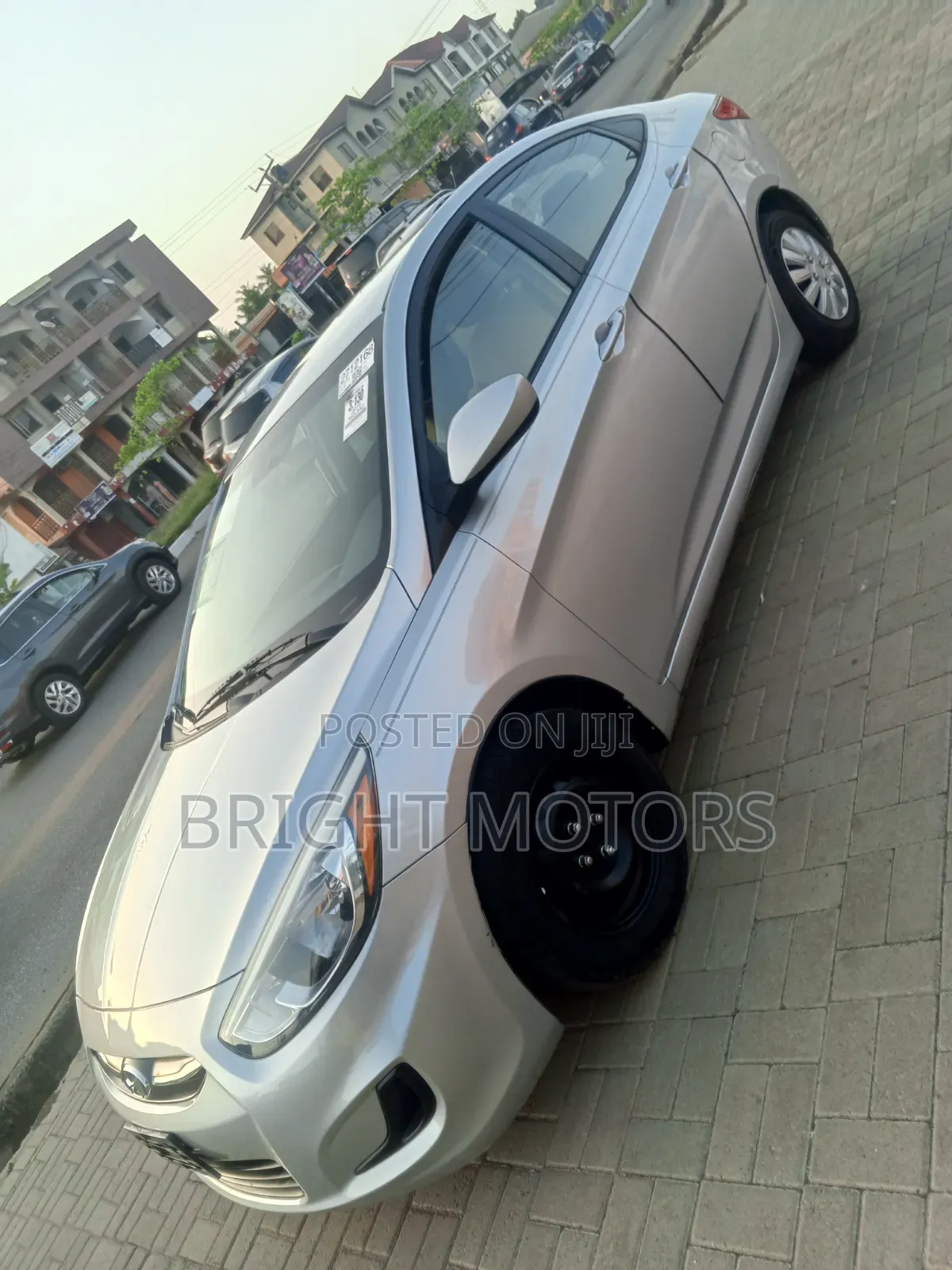 Hyundai Accent SE Sedan 2016 Silver