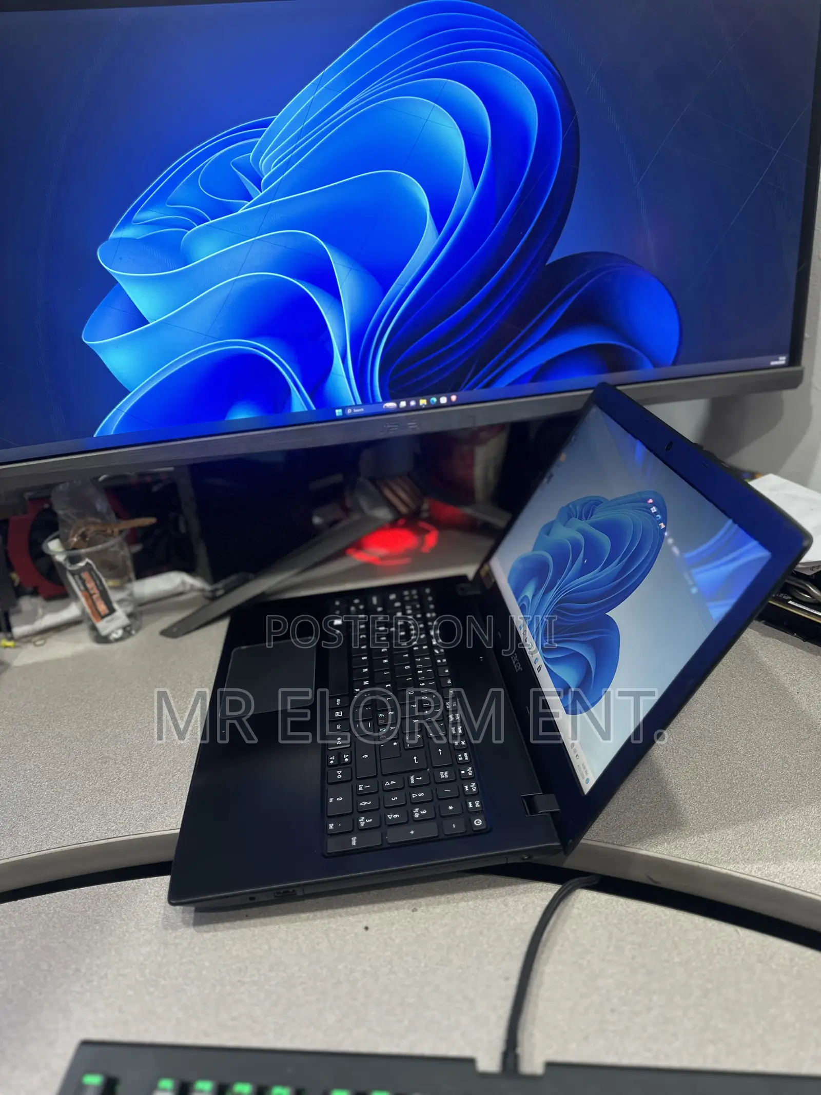 Laptop Acer Aspire 5 8GB Intel Core i5 HDD+SSD 500GB