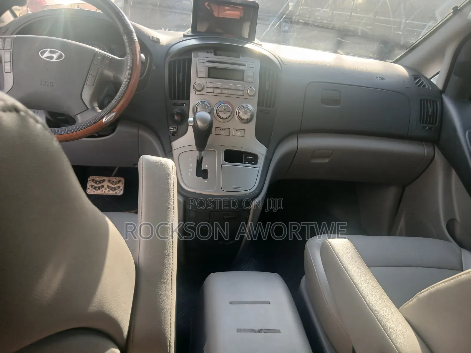 Hyundai Starex 2014 Grey