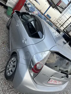 Toyota Aqua 2014 Silver