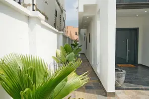 4bdrm House in East Legon for sale