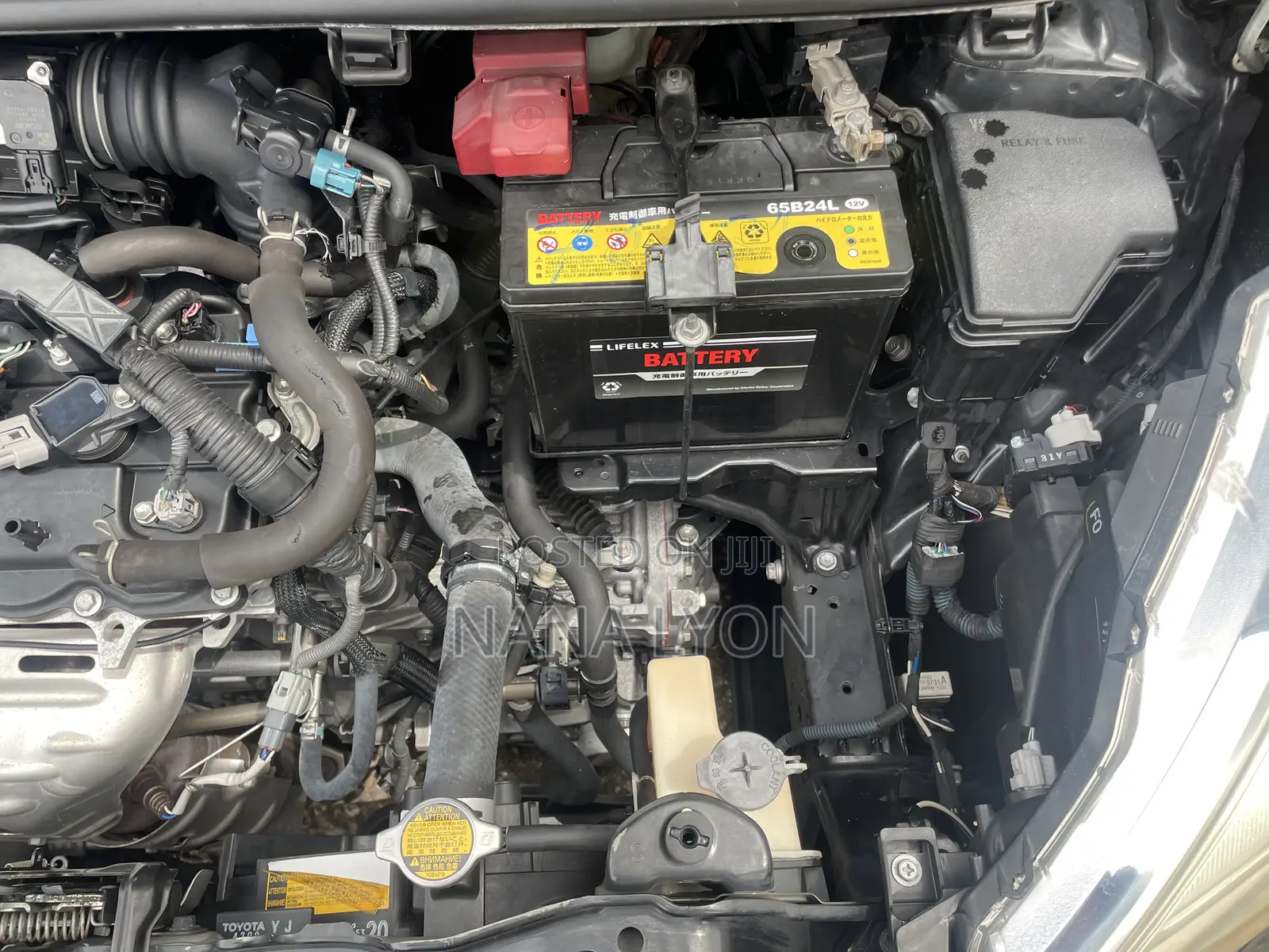 Toyota Vitz 1.3 FWD 5dr 2013 Black