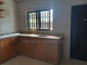 5bdrm Apartment in Adjinganor, Accra Metropolitan for rent