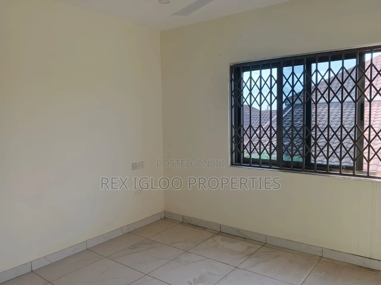 5bdrm Apartment in Adjinganor, Accra Metropolitan for rent