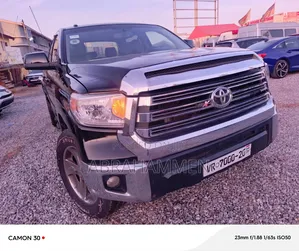 Toyota Tundra Limited 5.7L V8 4x4 CrewMax 5.6 ft. box 145.7 in. WB 2018 Black