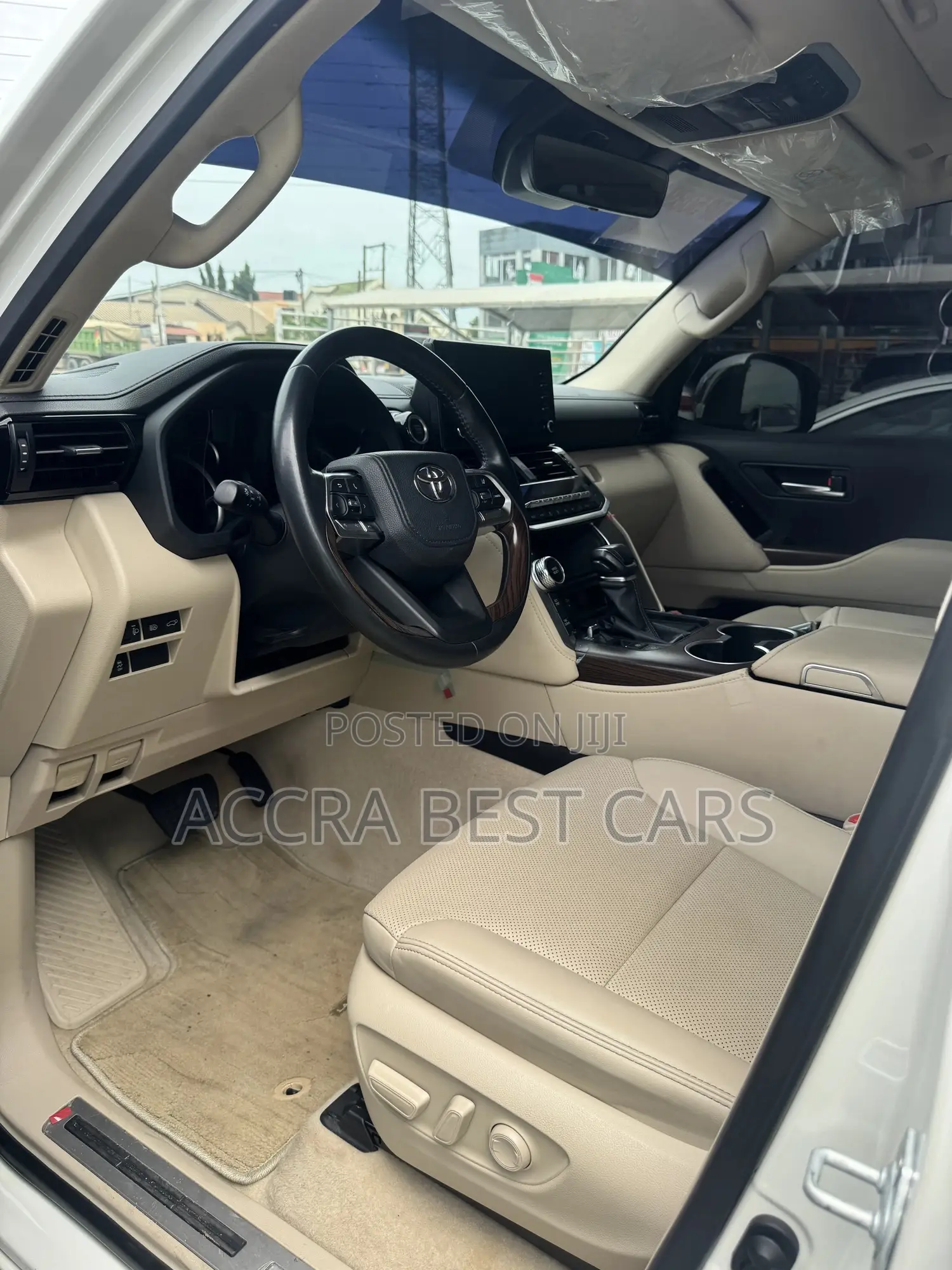 Toyota Land Cruiser 2024 White
