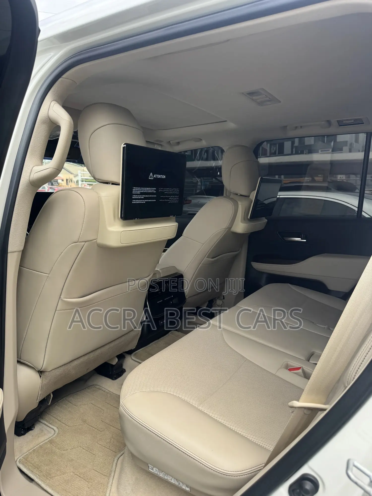 Toyota Land Cruiser 2024 White