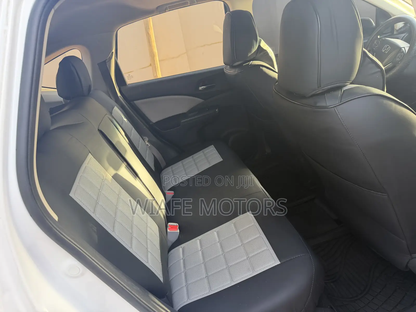 Honda CR-V Touring 4dr SUV (2.4L 4cyl CVT) 2015 White