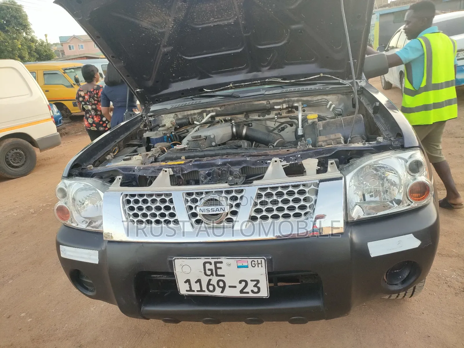 Nissan Hardbody 2011 Blue