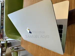Laptop Apple MacBook Pro 2018 16GB Intel Core i5 SSD 512GB