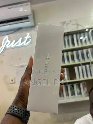 Apple Watch Series 3 Available (Location: Adum Kumasi)