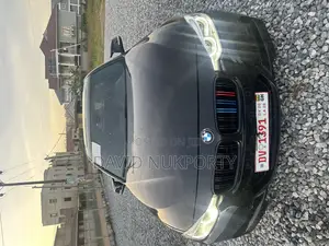 BMW 330i 2017 Black