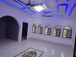 5bdrm House in Ahodwo Daban, Asunafo North Municipal for rent