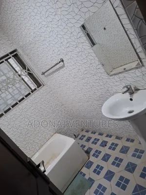 5bdrm House in Ahodwo Daban, Asunafo North Municipal for rent