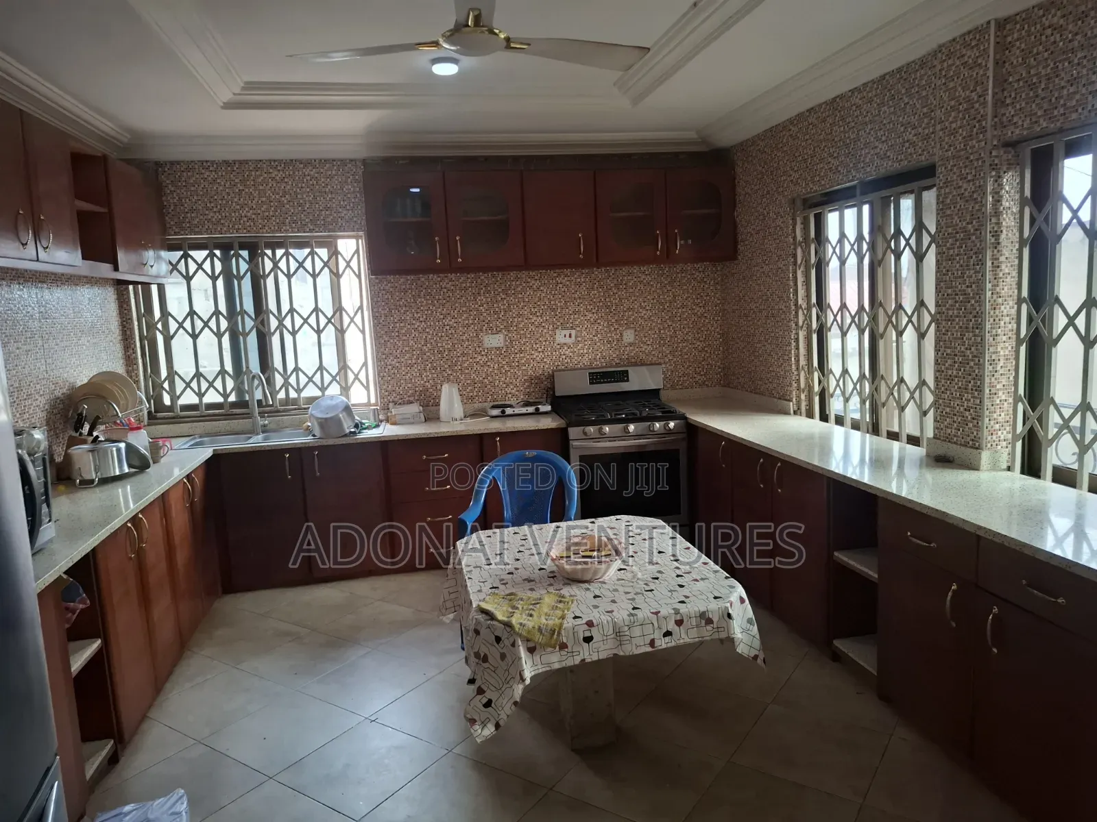 5bdrm House in Ahodwo Daban, Asunafo North Municipal for rent