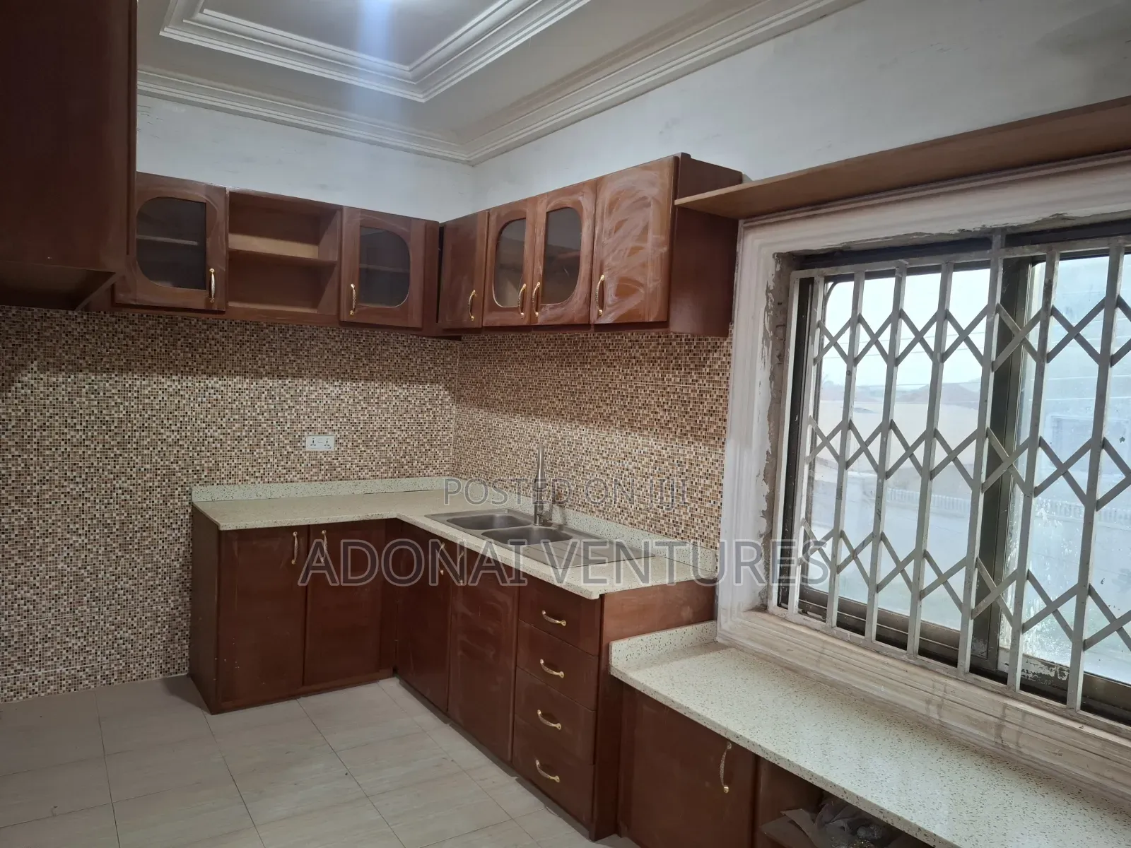 5bdrm House in Ahodwo Daban, Asunafo North Municipal for rent