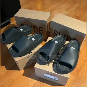 Original Adidas Yeezy Slides in Colours
