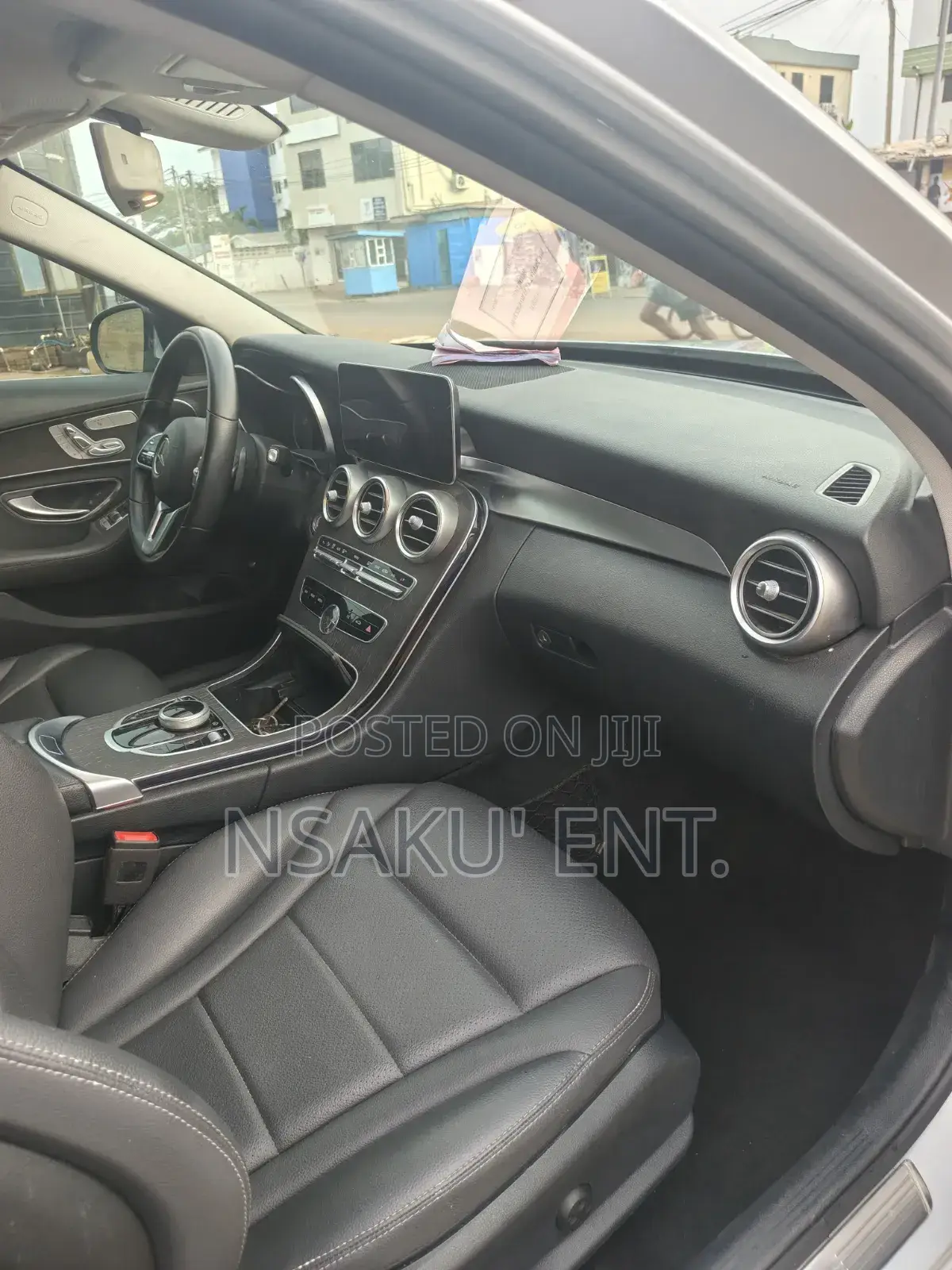 Mercedes-Benz C300 2020 Silver