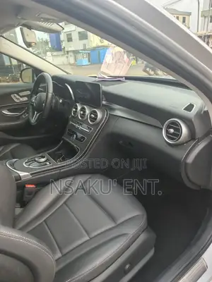 Mercedes-Benz C300 2020 Silver