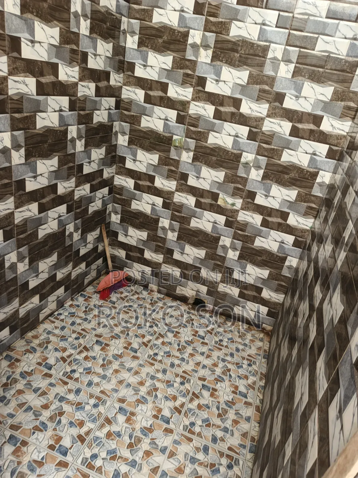 1bdrm Shared Apartment in Dr Roko, Manhean for rent