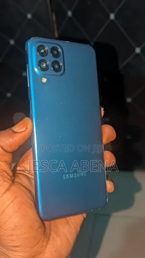 Samsung Galaxy M33 5G 128 GB Blue