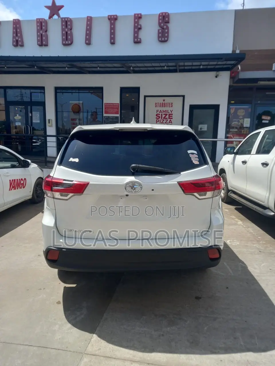 Toyota Highlander LE 4x2 (2.7L 4cyl 6A) 2018 White