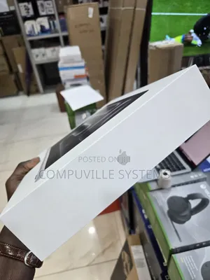 New Apple MacBook Pro 2024 M4 Pro 14-inch 24GB Apple M4 Pro SSD 512GB