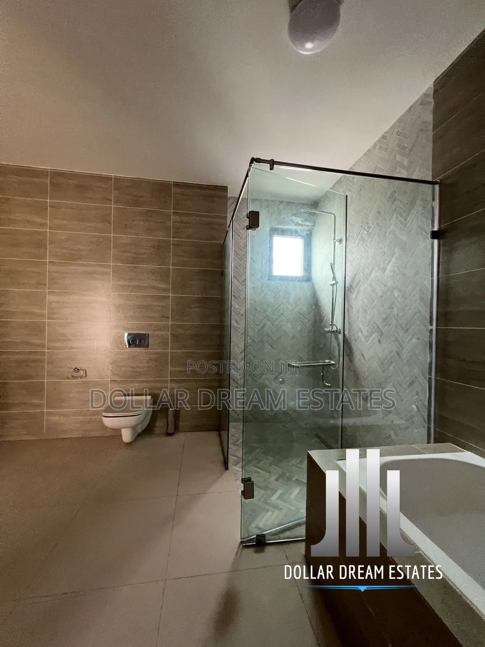 4bdrm House in Adjiriganor for sale