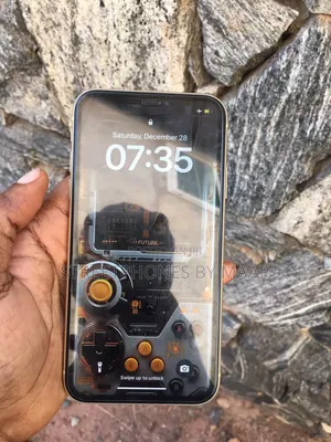 Apple XR 128 GB Yellow