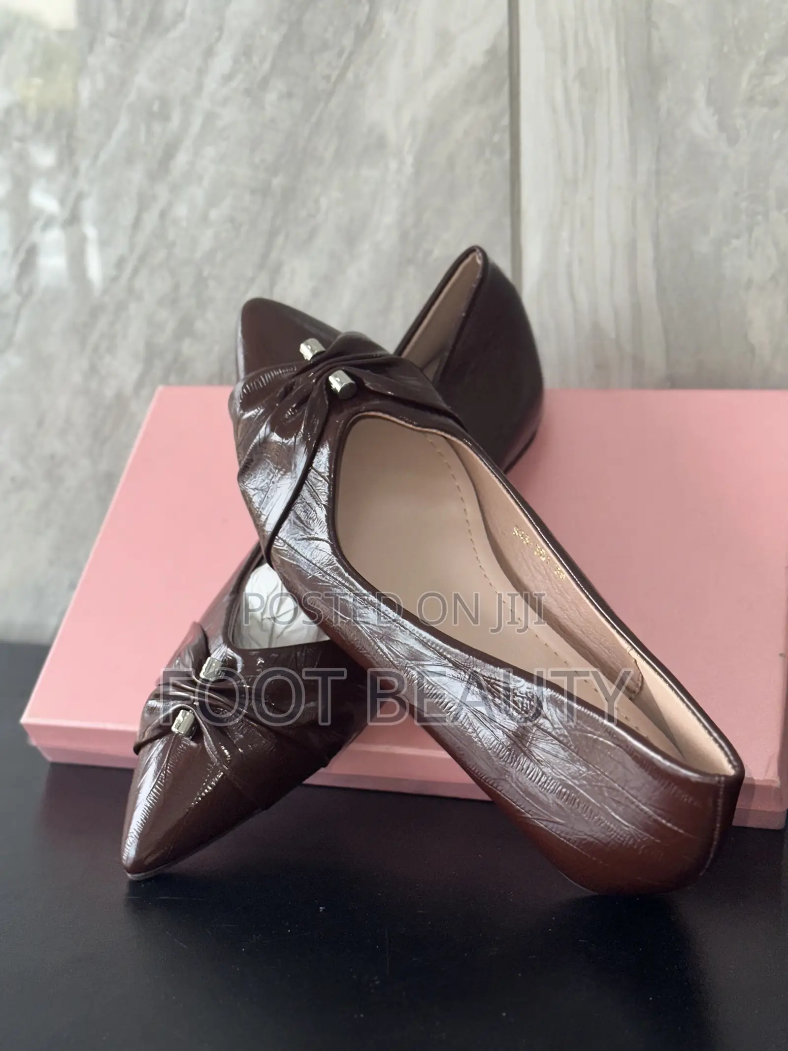 Ladies Flat Shoes