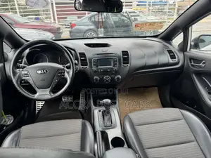 Kia Forte SX Hatchback 2015 White