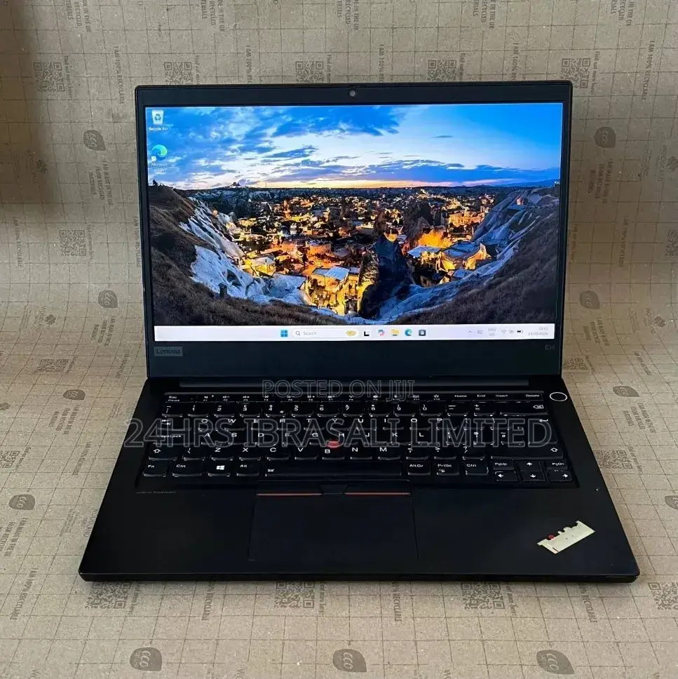 Laptop Lenovo ThinkPad E14 Gen 1 8GB Intel Core i5 SSD 256GB