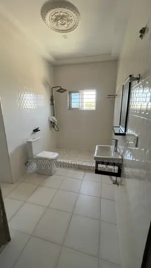3bdrm House in Appolonia City for sale