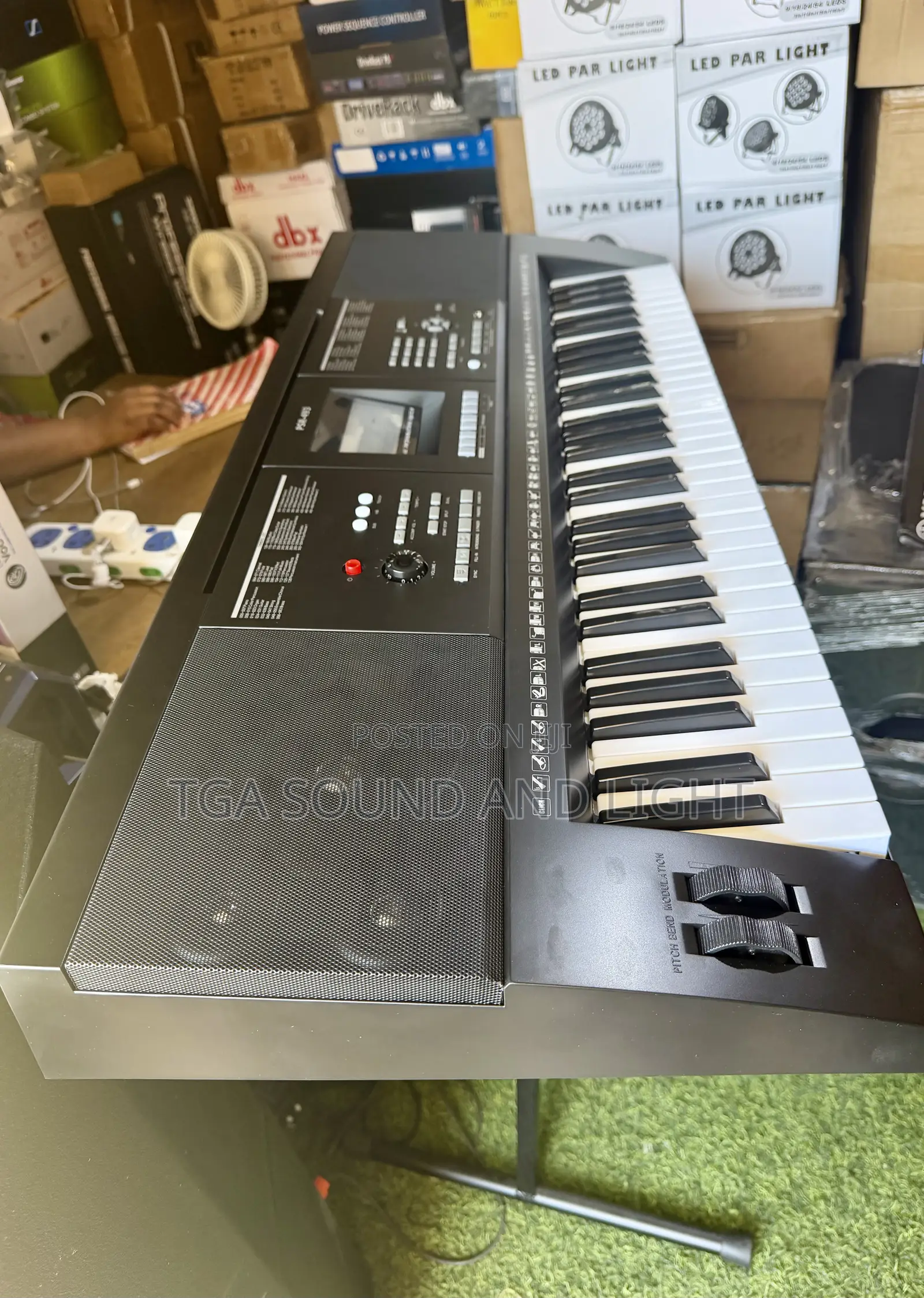 PSR 493 61-Keys Professional Keyboard