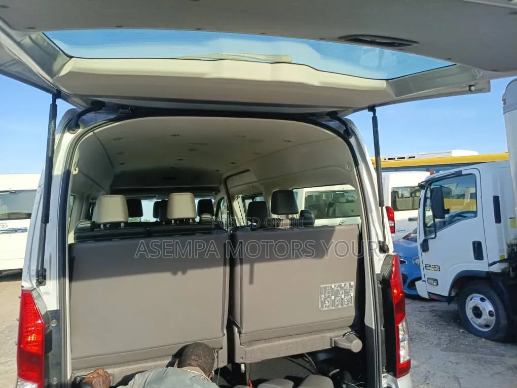 New Toyota HiAce 2025 Silver