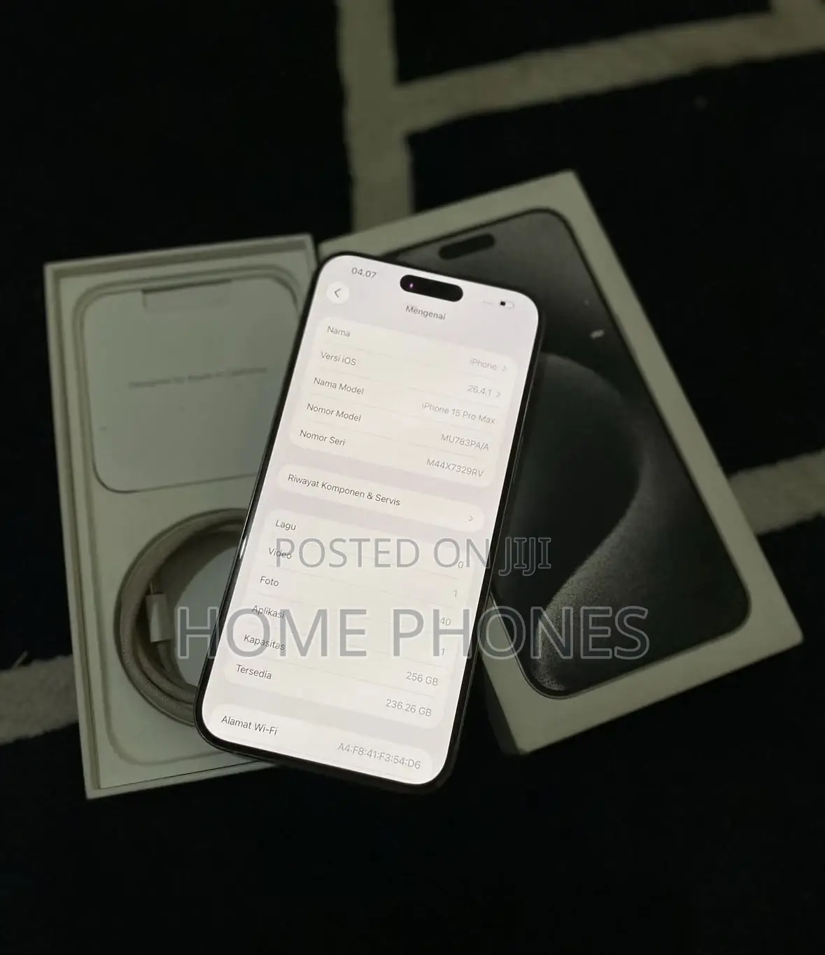 Apple iPhone 15 Pro Max 256 GB Silver
