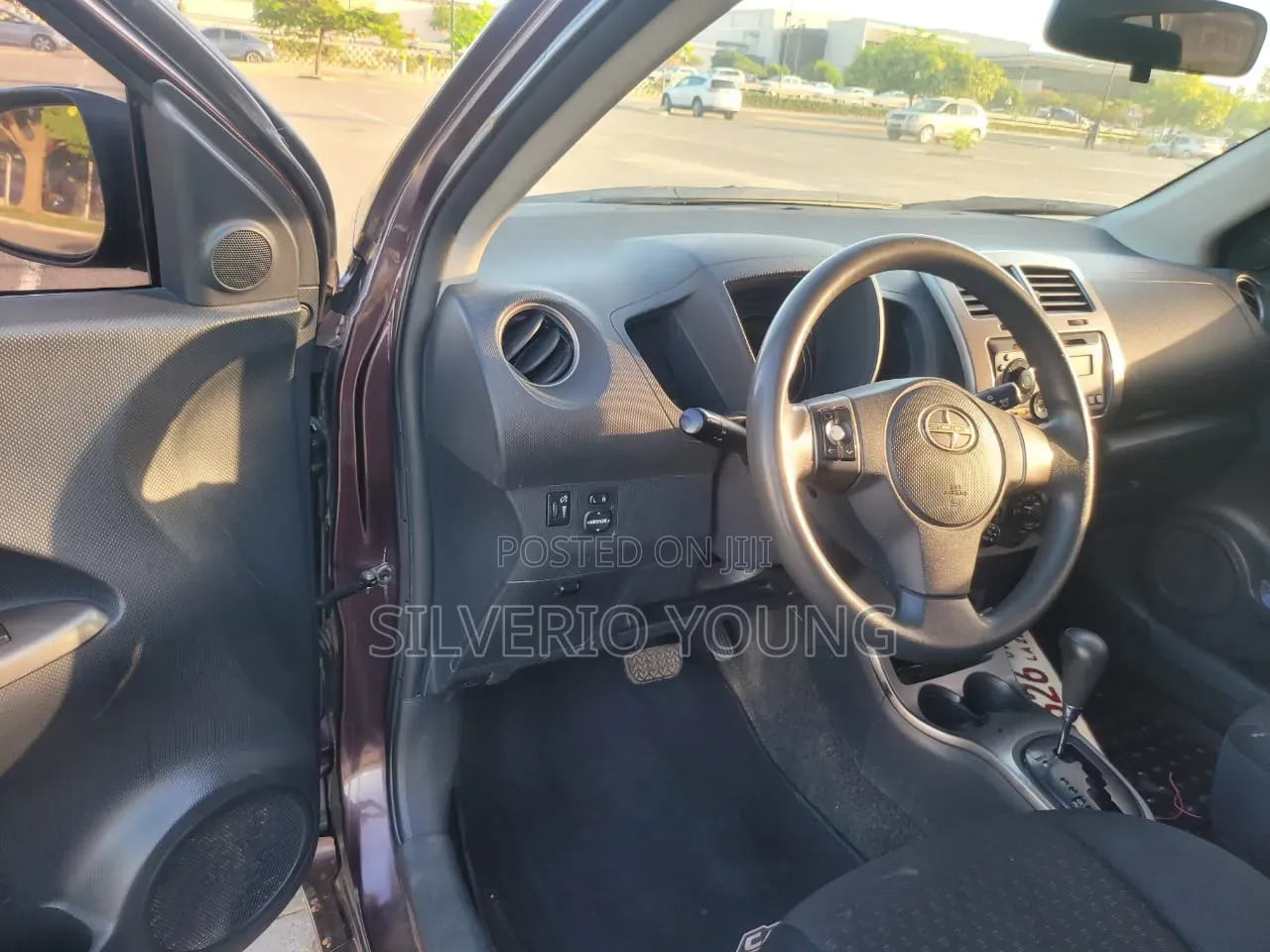 Scion xD 2013